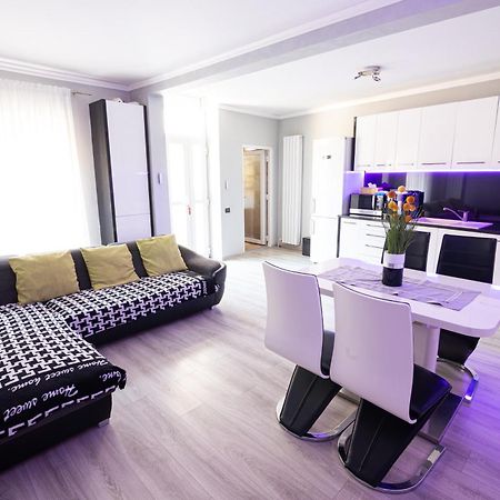 Whitehouse Apartamento Arad Exterior foto